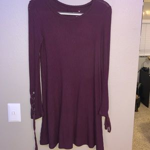 Lace up sleeve dress